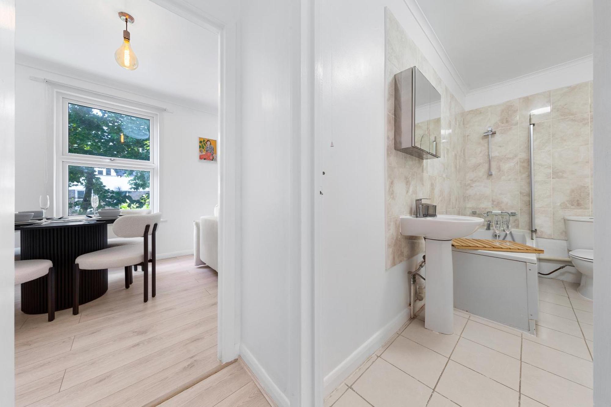 Stylish Flat Near Tower Bridge & London Bridge Leilighet Eksteriør bilde