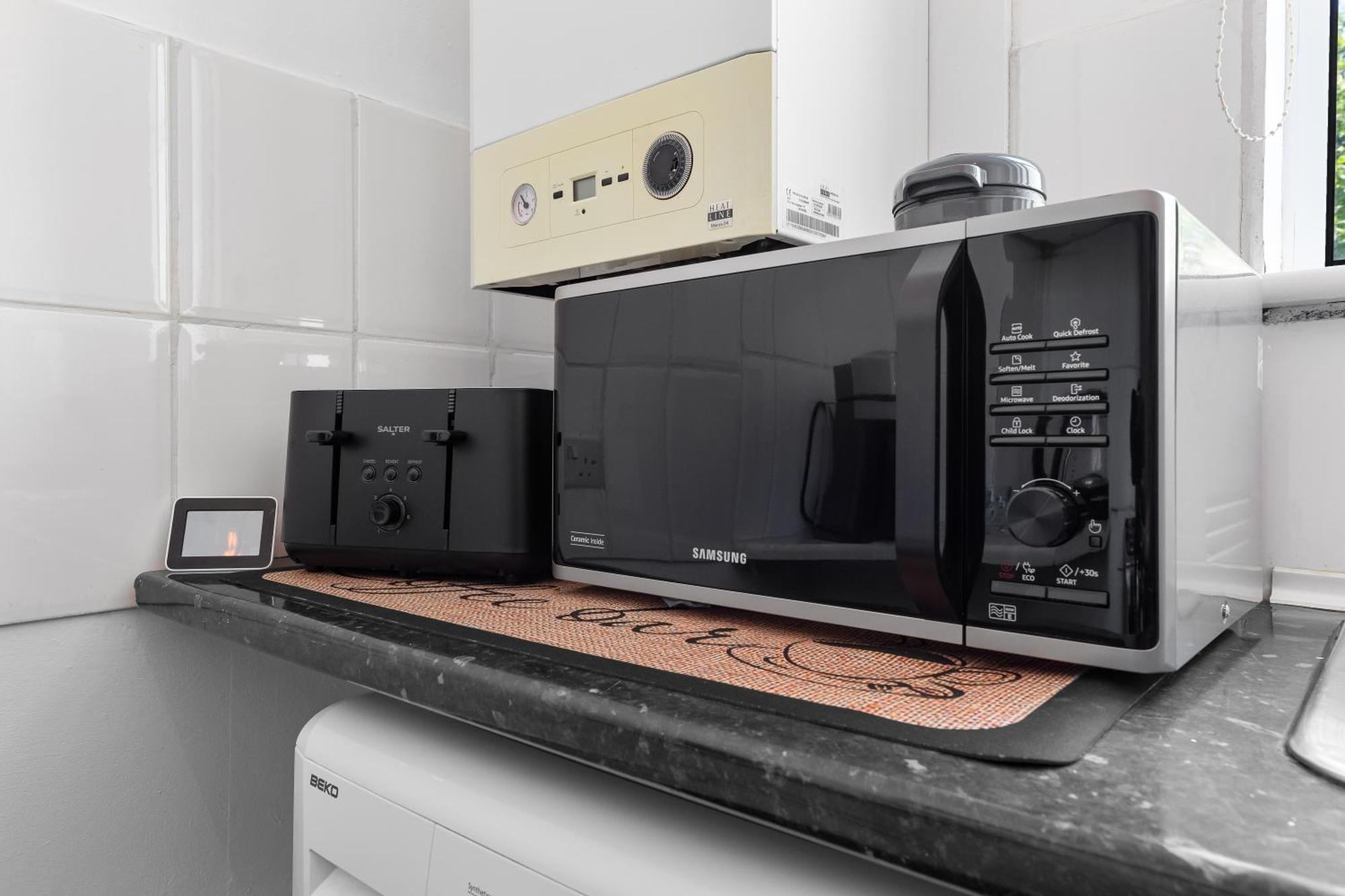 Stylish Flat Near Tower Bridge & London Bridge Leilighet Eksteriør bilde